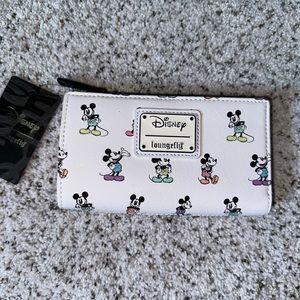 Loungefly Mickey Pastel Wallet